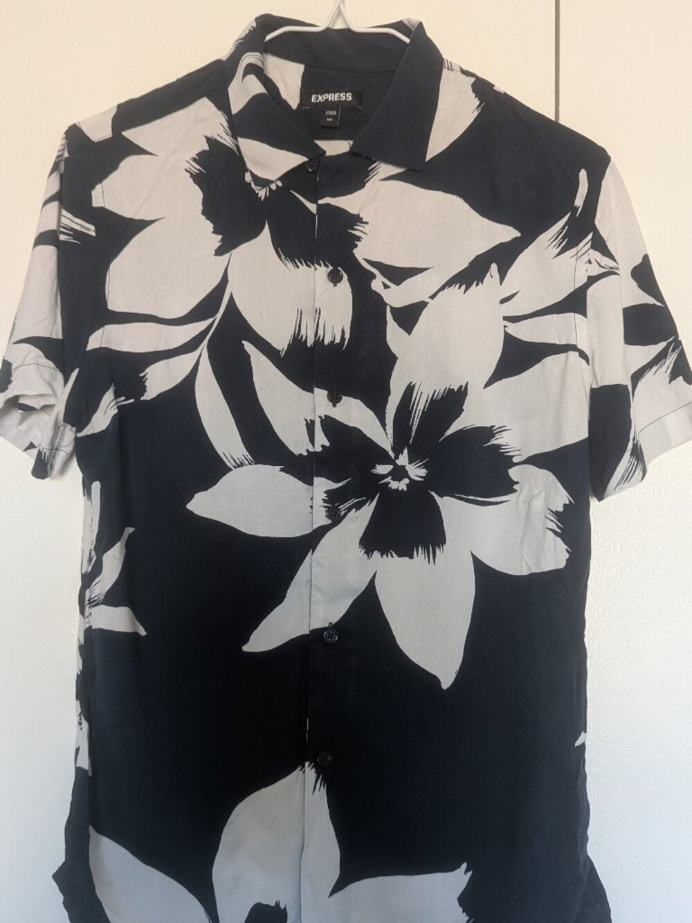 Express navy blue floral short sleeve button-up shirt